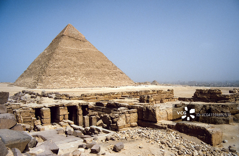 埃及开罗吉萨哈夫拉金字塔图片素材