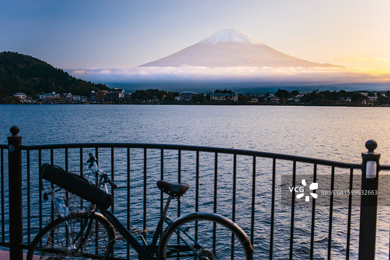 富士山和川口湖图片素材