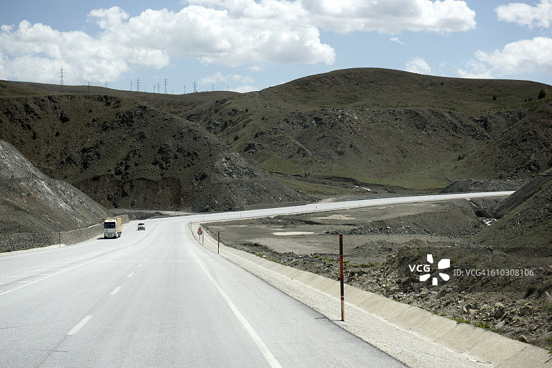 土耳其Erzincan附近的山路图片素材