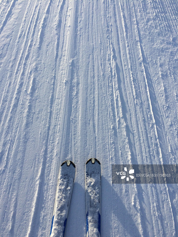 雪景中的滑雪板图片素材