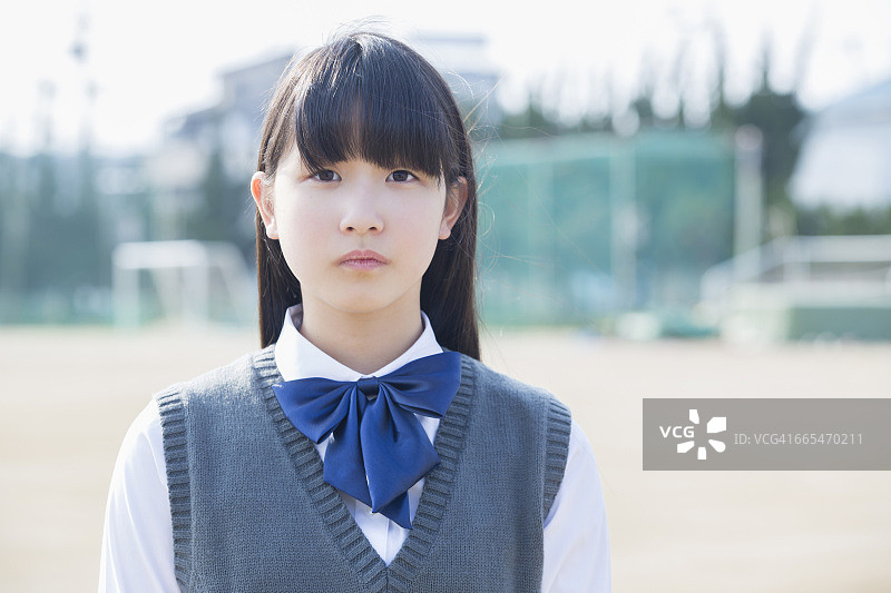 日本女学生站着不动图片素材