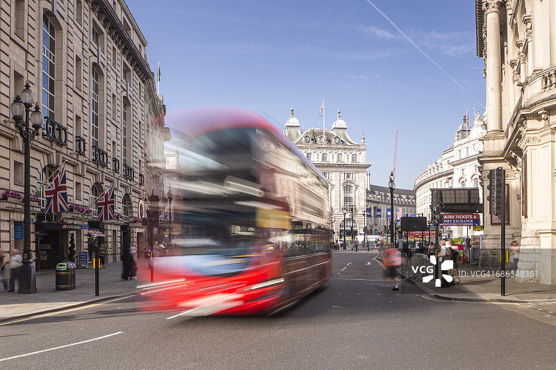 英国伦敦市中心的皮卡迪利广场。图片素材