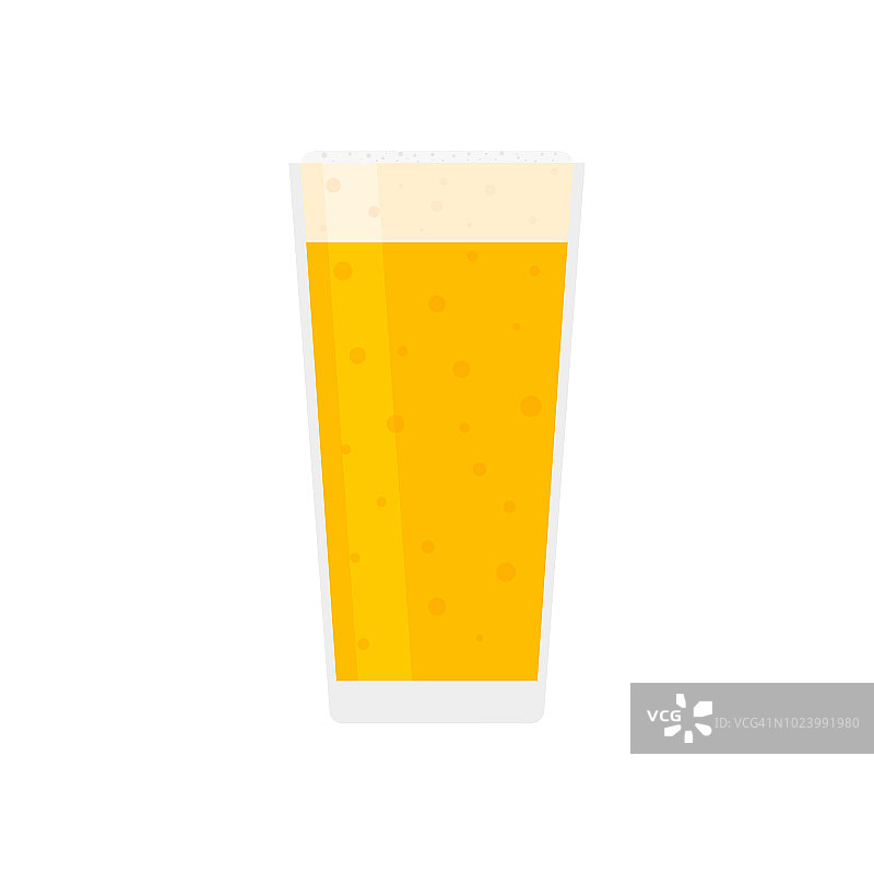 啤酒在一个平坦的白色背景的玻璃杯里图片素材