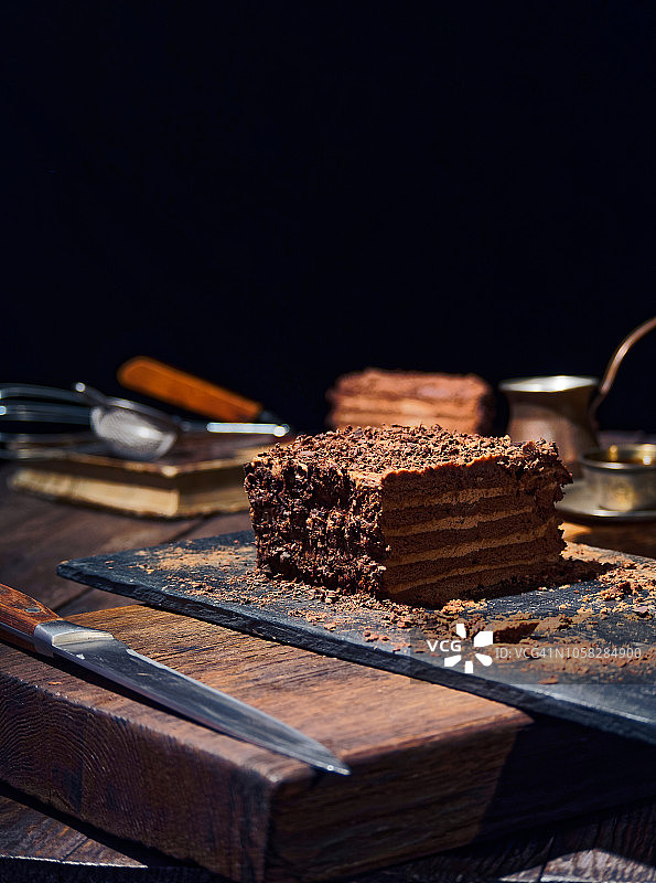 自制巧克力蛋糕和咖啡图片素材