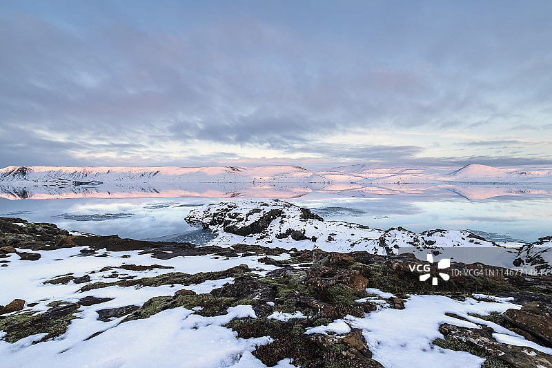 Kleifarvatn湖、冰岛图片素材