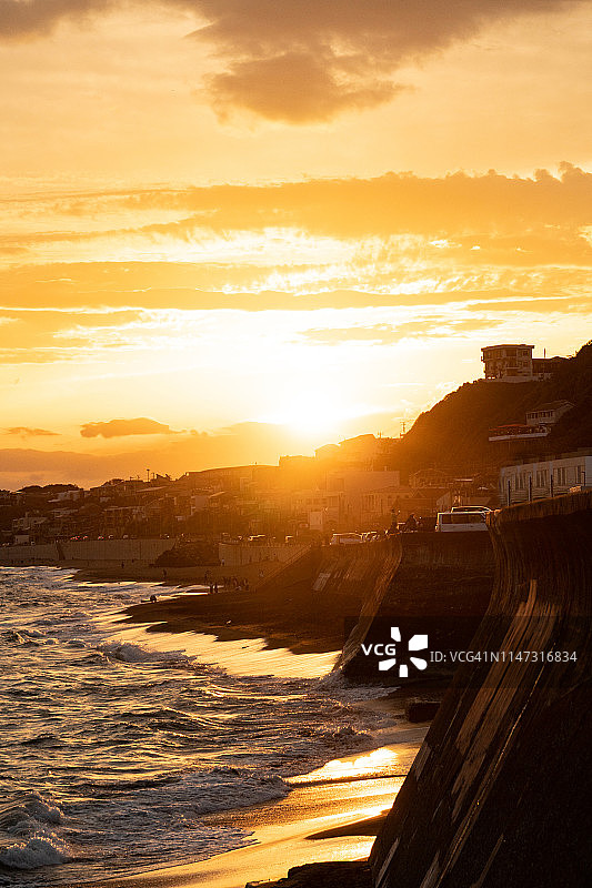 日本海滩上的落日阳光图片素材