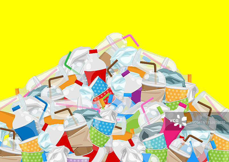 插图堆垃圾废塑料和纸在山状孤立黄色背景，瓶子塑料垃圾垃圾很多，堆塑料瓶子纸杯垃圾倾倒，污染垃圾图片素材