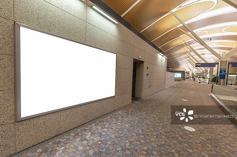 上海浦东机场的空白广告牌图片素材