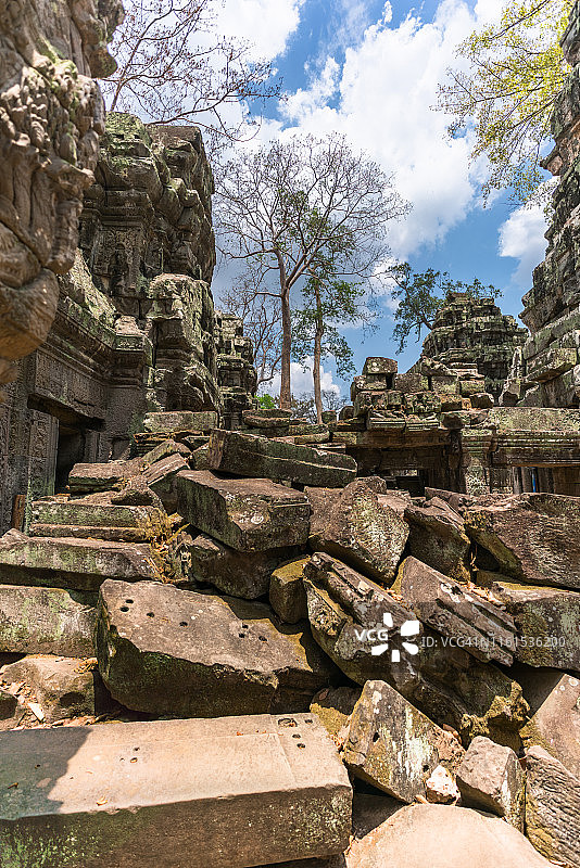 柬埔寨吴哥窟附近的塔普隆寺图片素材