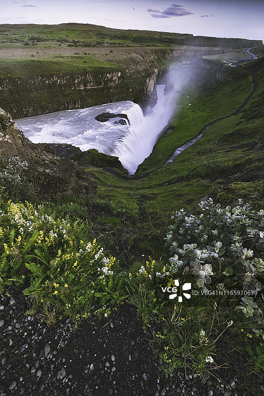 冰岛西南部黄金圈奥弗萨河峡谷的gulffoss瀑布图片素材