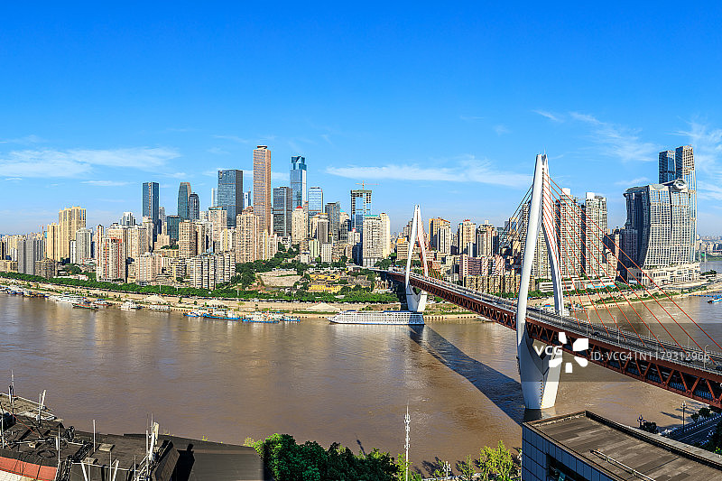 现代大都市天际线，重庆，中国。图片素材