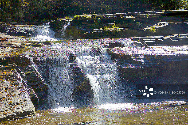 Umpachene Falls，伯克郡，马萨诸塞州图片素材