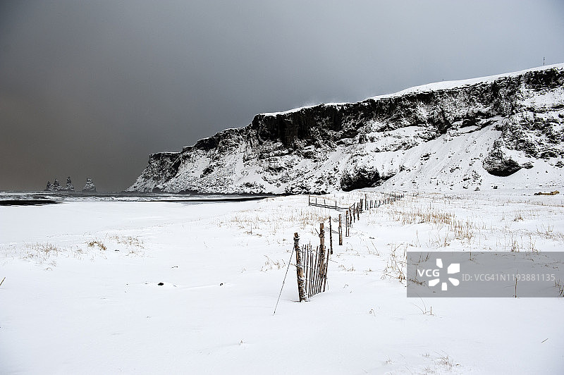 冰岛南部地区维克海滩的冬季图片素材