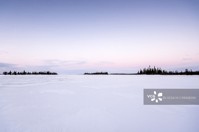 芬兰的冬季景观图片素材