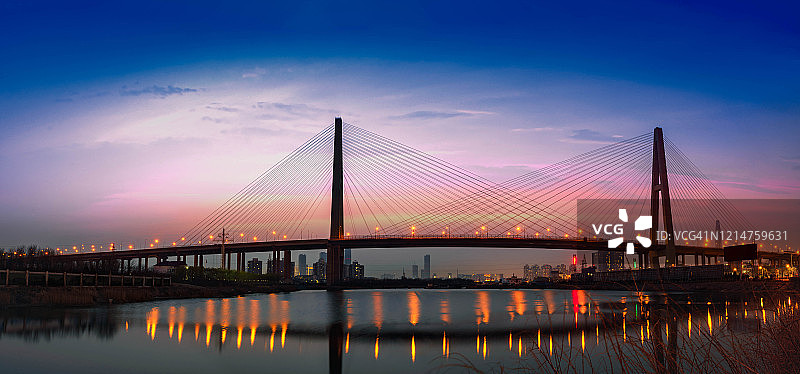 夜景与桥水运天津中国图片素材