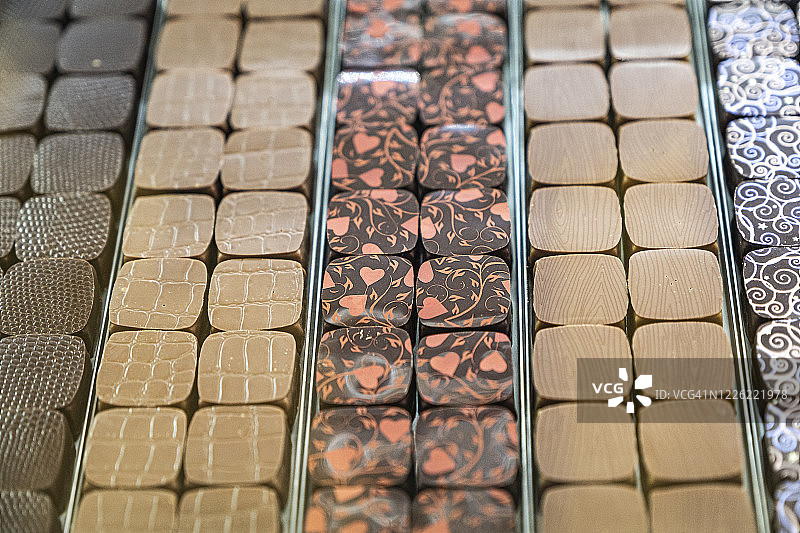 全框混合风味彩色巧克力图片素材