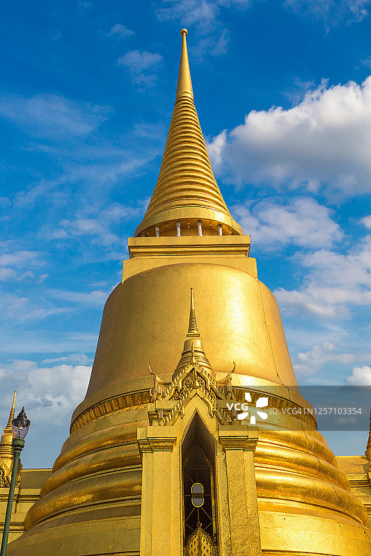 位于曼谷的玉佛寺图片素材