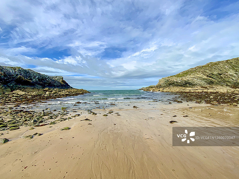 与Dafarch海滩。安格尔西岛,威尔士。图片素材