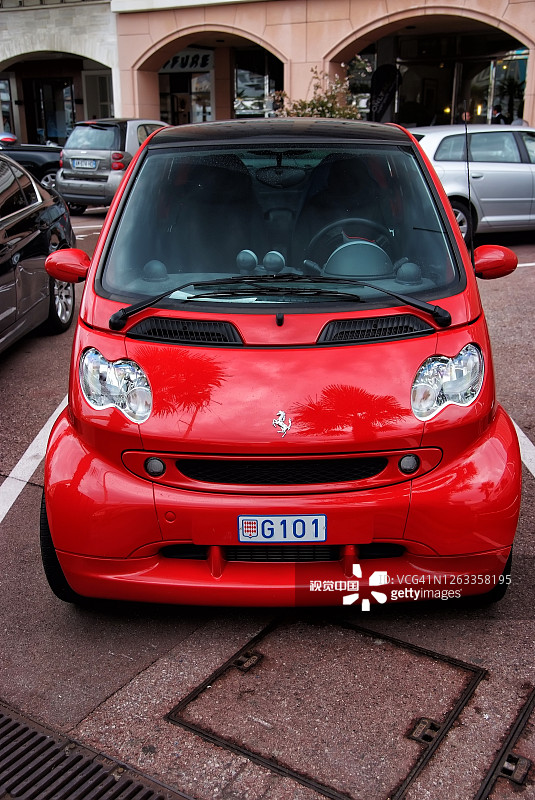 红色法拉利smart汽车图片素材