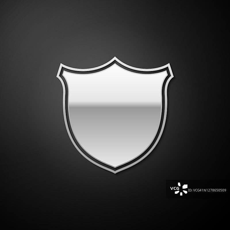 银盾安全图标孤立在黑色背景。保护、安全、安全理念。防火墙访问隐私标志。长长的阴影风格。向量图片素材
