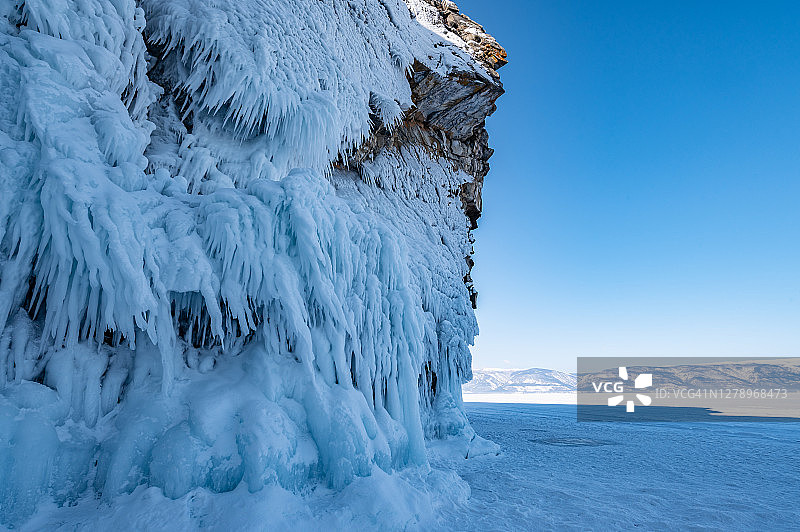 冬季，俄罗斯南西伯利亚的贝加尔湖景色优美。图片素材