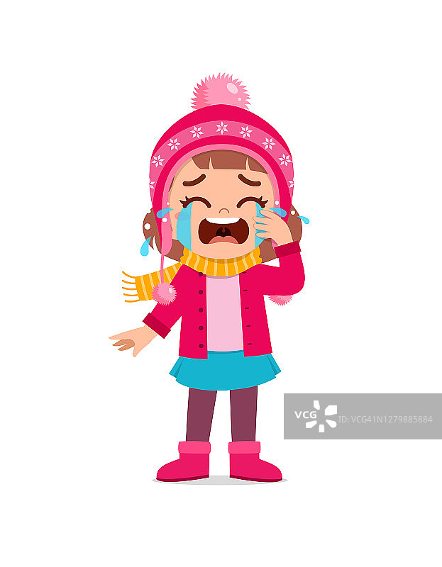 伤心可爱的小孩哭，冬天穿夹克。孩子穿着暖和的衣服尖叫哭泣图片素材