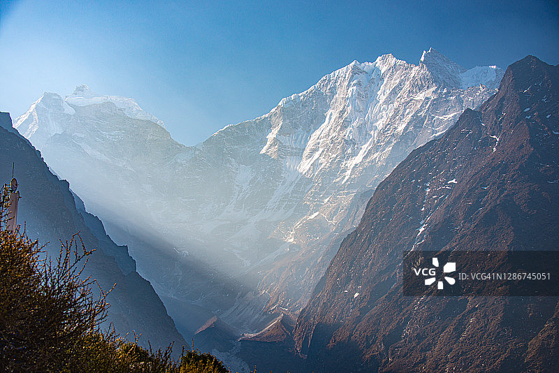 令人惊叹的喜马拉雅山峰，从腾格寺，尼泊尔图片素材