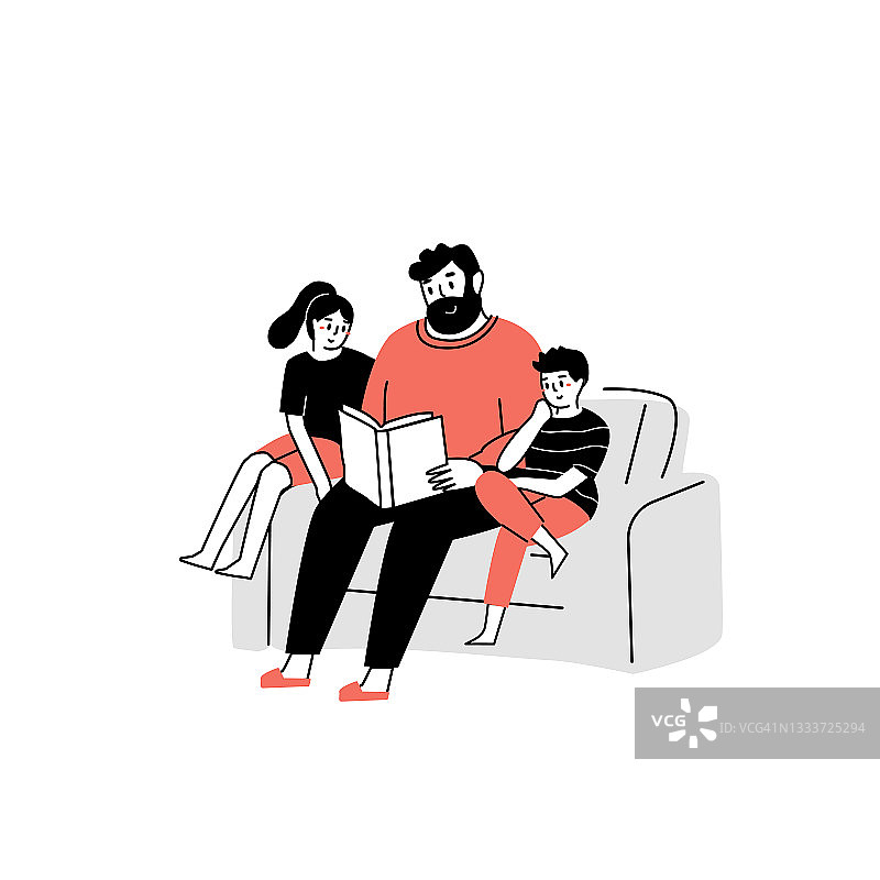 父亲给孩子们读了一本书。阅读一本书。家庭时间。阅读的孩子。家阅读文献图片素材