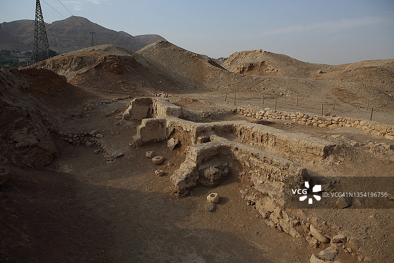 建于早期青铜器时代III在耶利哥和诱惑山图片素材