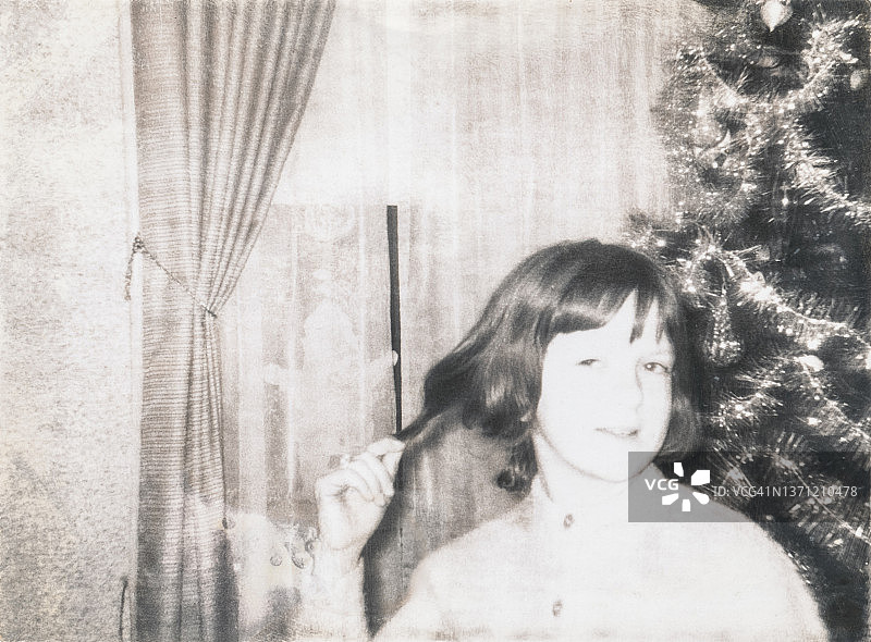 经典的孩子圣诞节，老家庭照片图片素材