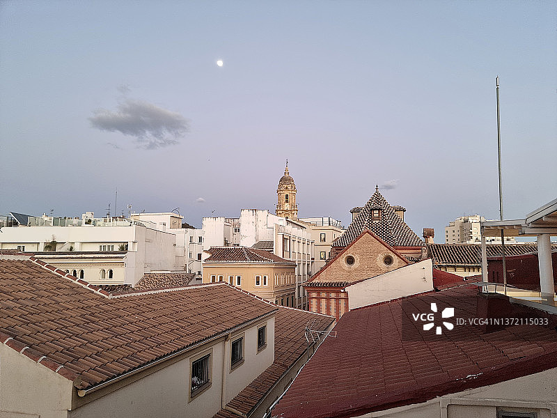 黄昏时分，安达卢西亚，西班牙，塞维利亚的屋顶图片素材