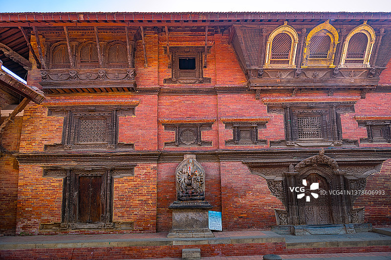位于尼泊尔加德满都杜巴广场的皇家古庙图片素材