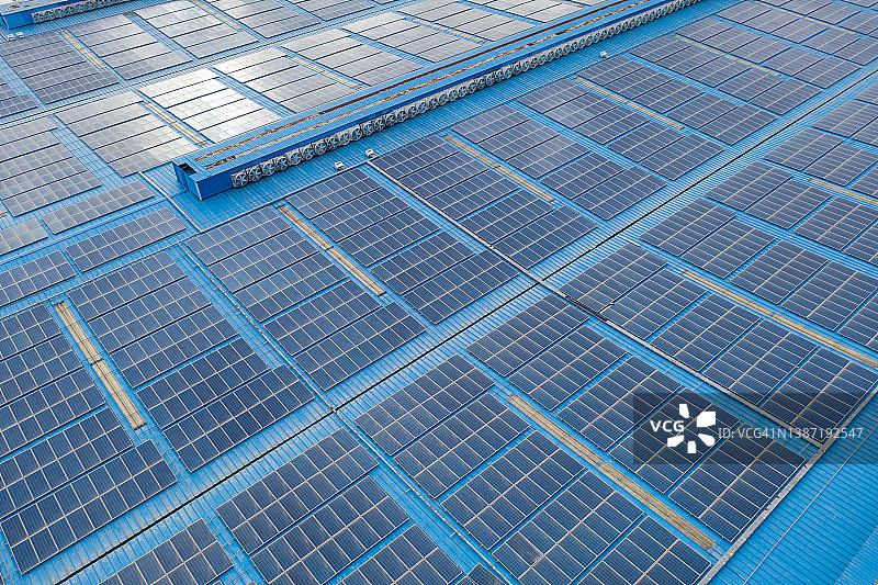 中国能源产业屋顶太阳能发电厂图片素材