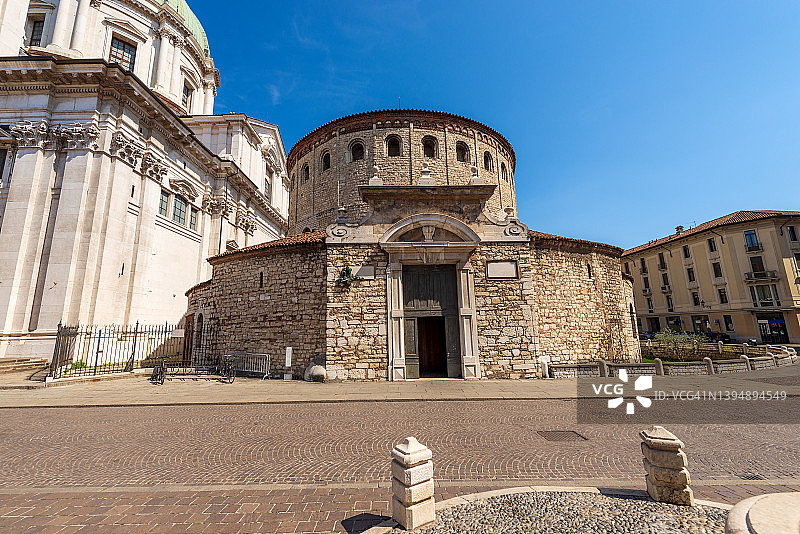 意大利伦巴第的圣玛丽亚亚松塔-布雷西亚新旧大教堂图片素材