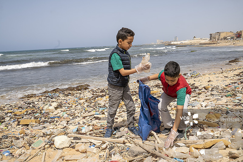 污染地中海海滩图片素材