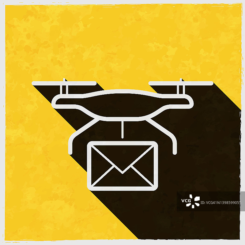 带邮件的送货无人机。图标与长阴影的纹理黄色背景图片素材