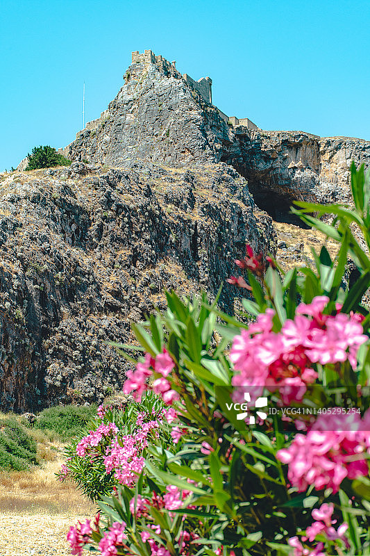 罗德斯山上的林多斯城堡的景色图片素材