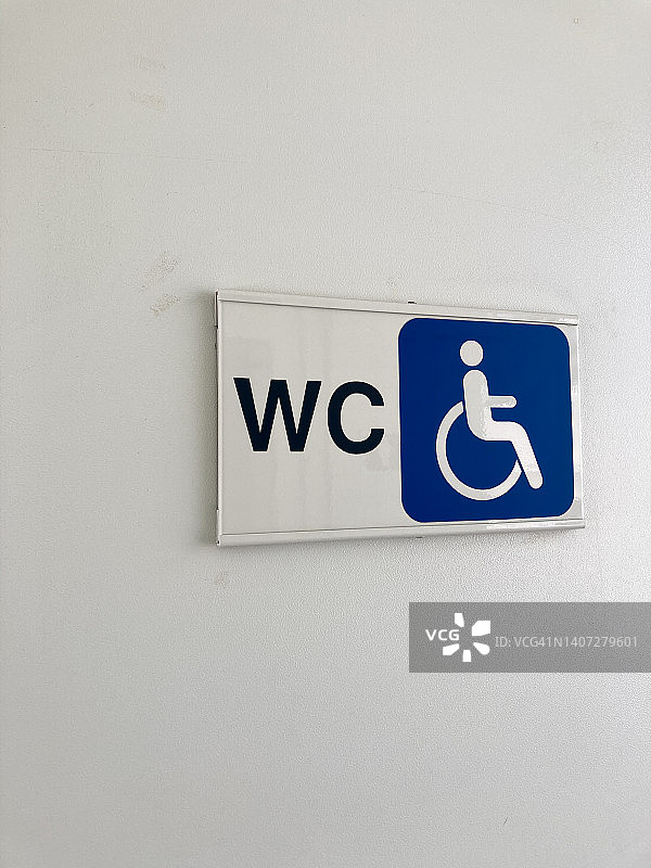 残疾厕所标志特写镜头图片素材