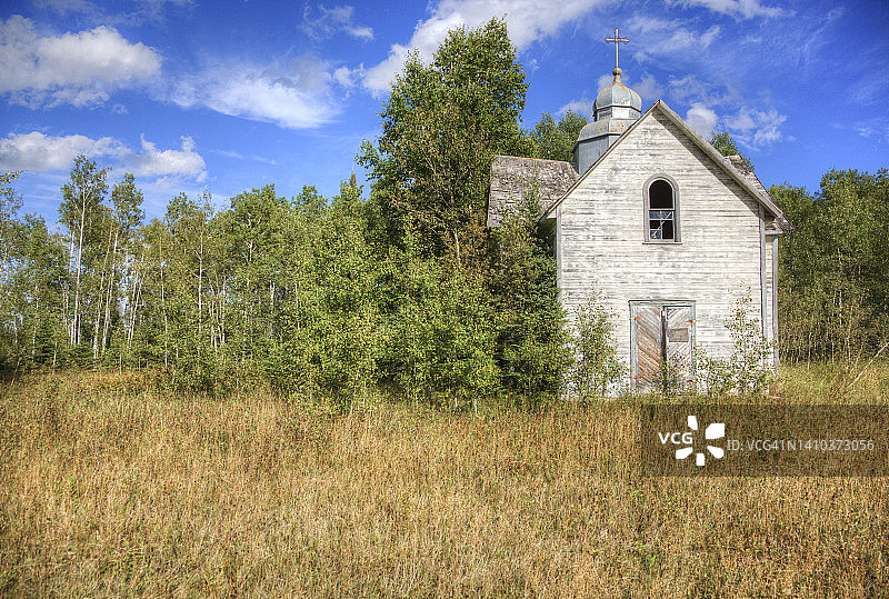 废弃的乌克兰东正教教堂图片素材