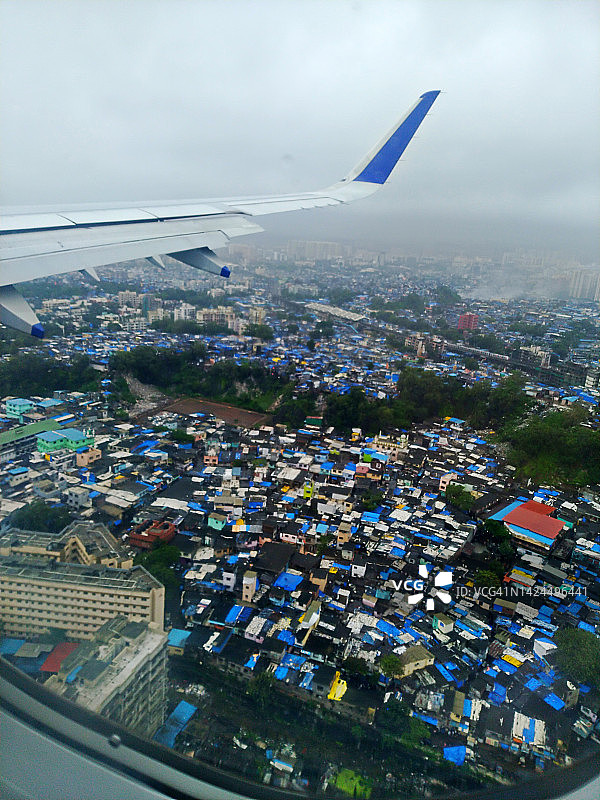 孟买鸟瞰图/靠窗座位视图/飞机图片素材