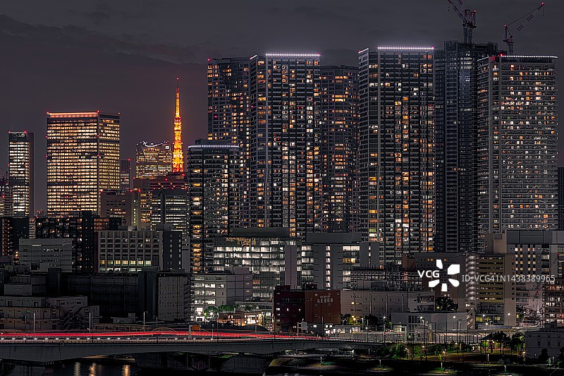 新东电地区的东京夜景，日本。图片素材