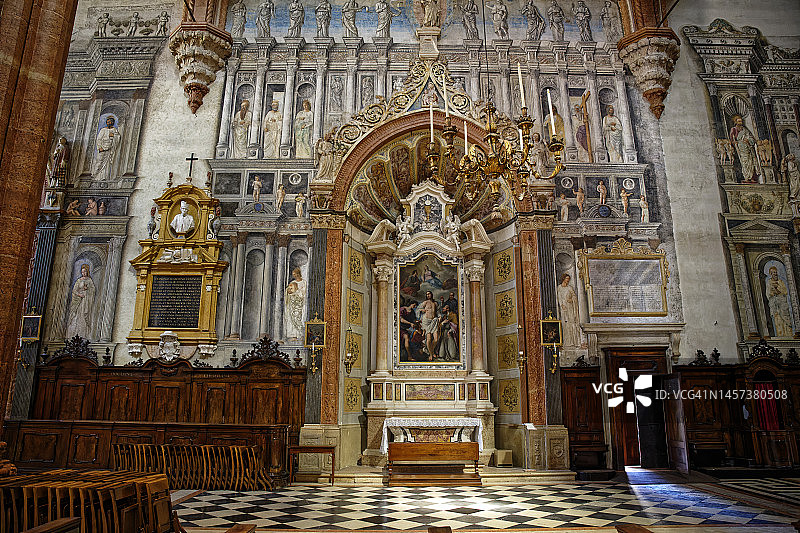 维罗纳圣安娜斯塔西娅教堂的一个小礼拜堂图片素材