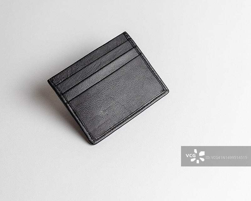 黑色皮革信用卡钱包。图片素材