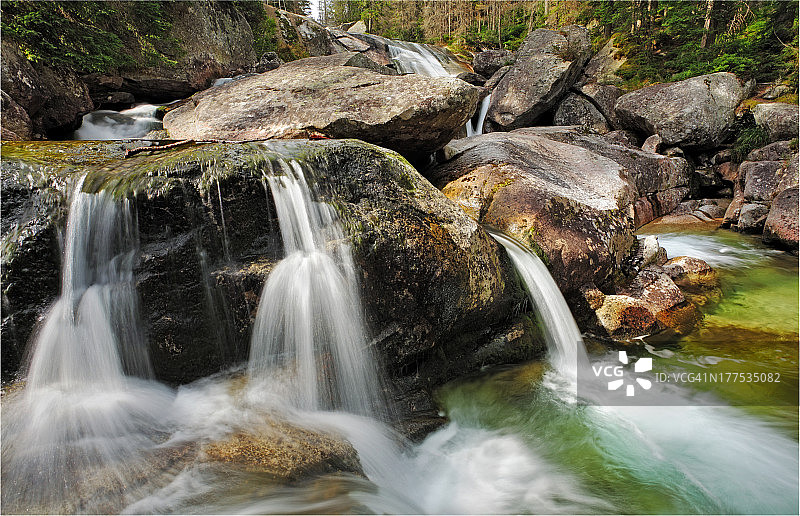 瀑布在塔特拉山-斯洛伐克，Studenovodsky图片素材