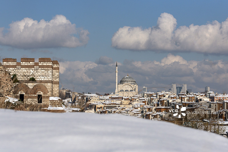土耳其伊斯坦布尔的雪天图片素材