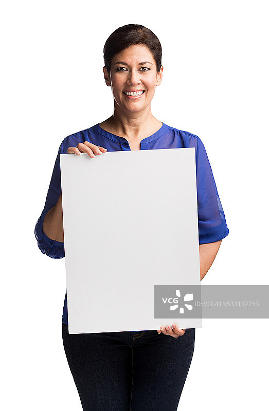 快乐的女人举着一个牌子图片素材