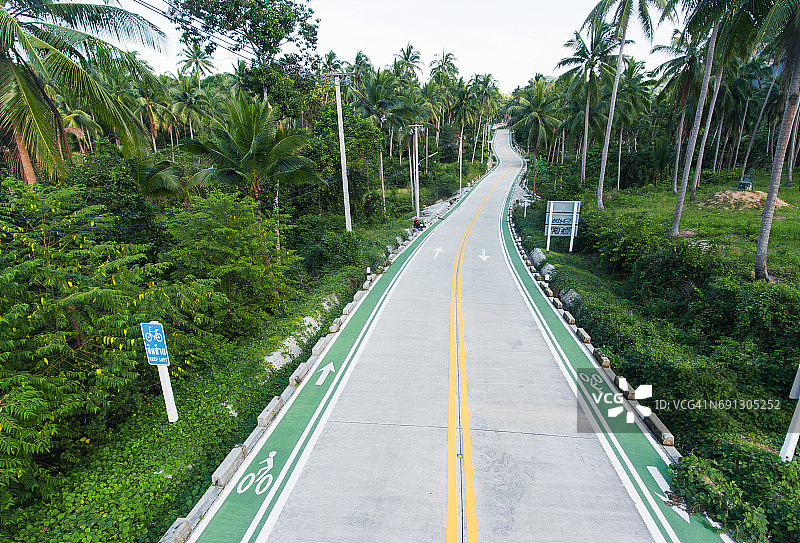泰国的蜿蜒道路图片素材
