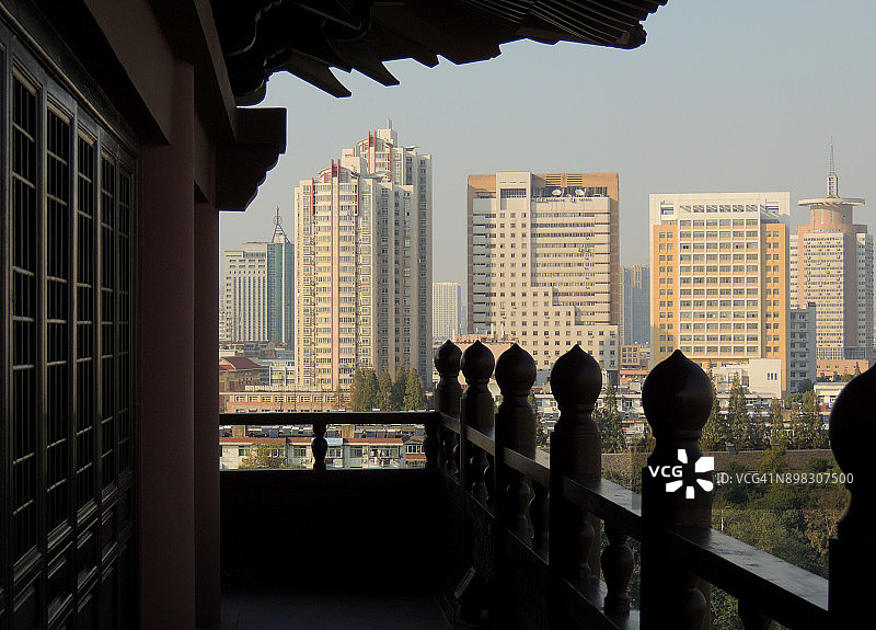 中国新旧对比:合肥天际线从木塔阳台图片素材