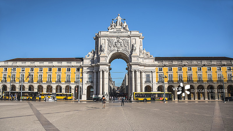 Praca Do Comercio(商业广场)和Arco da Rua Augusta，里斯本，葡萄牙图片素材