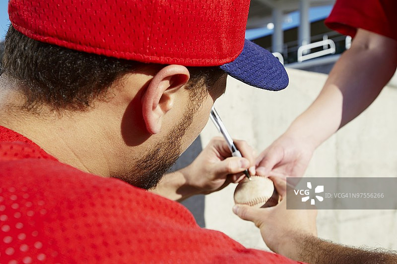 棒球运动员签约棒球图片素材